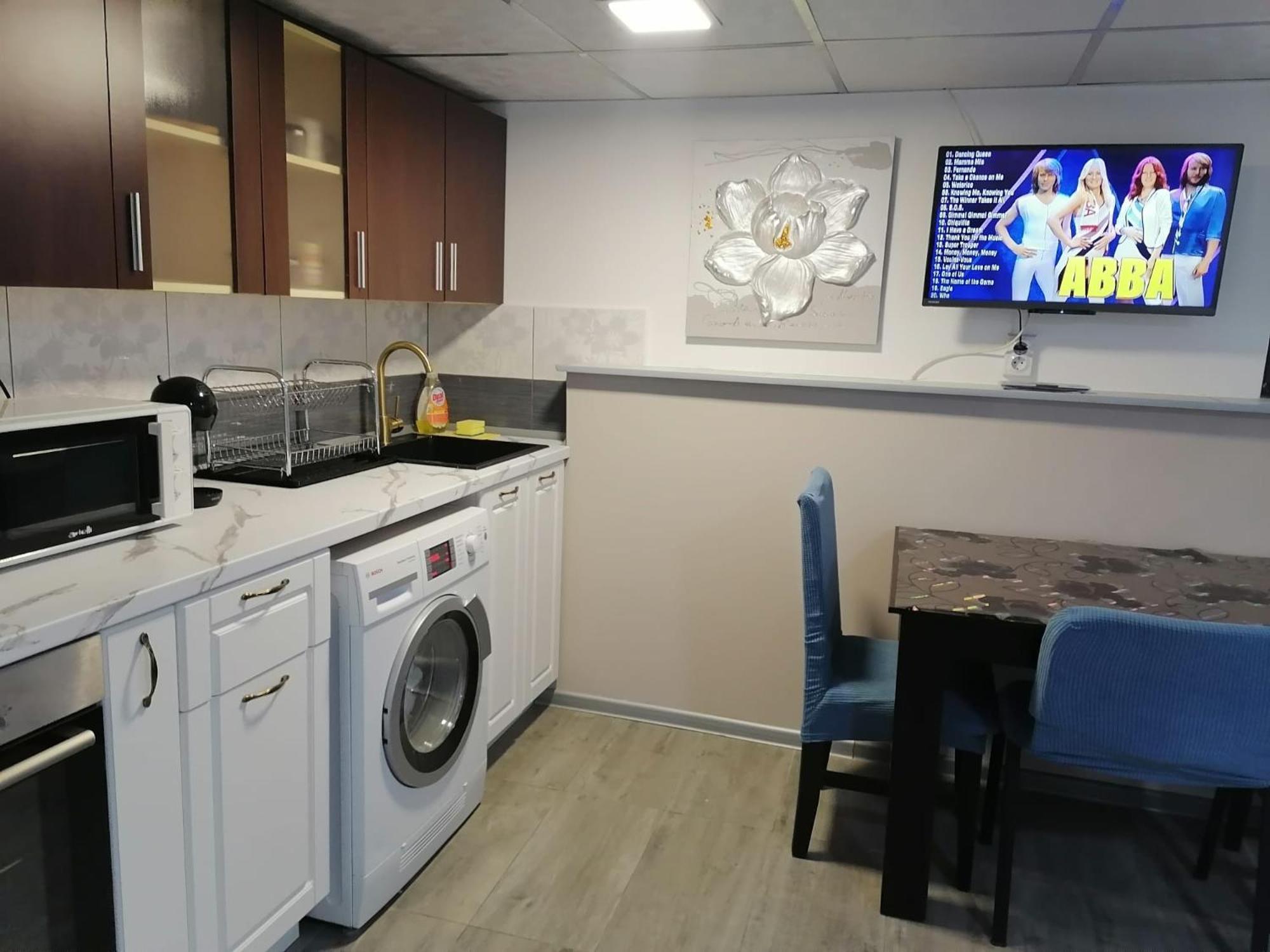 Апартамемт 3 Места С Кухня С Дворче Apartment Враца Екстериор снимка