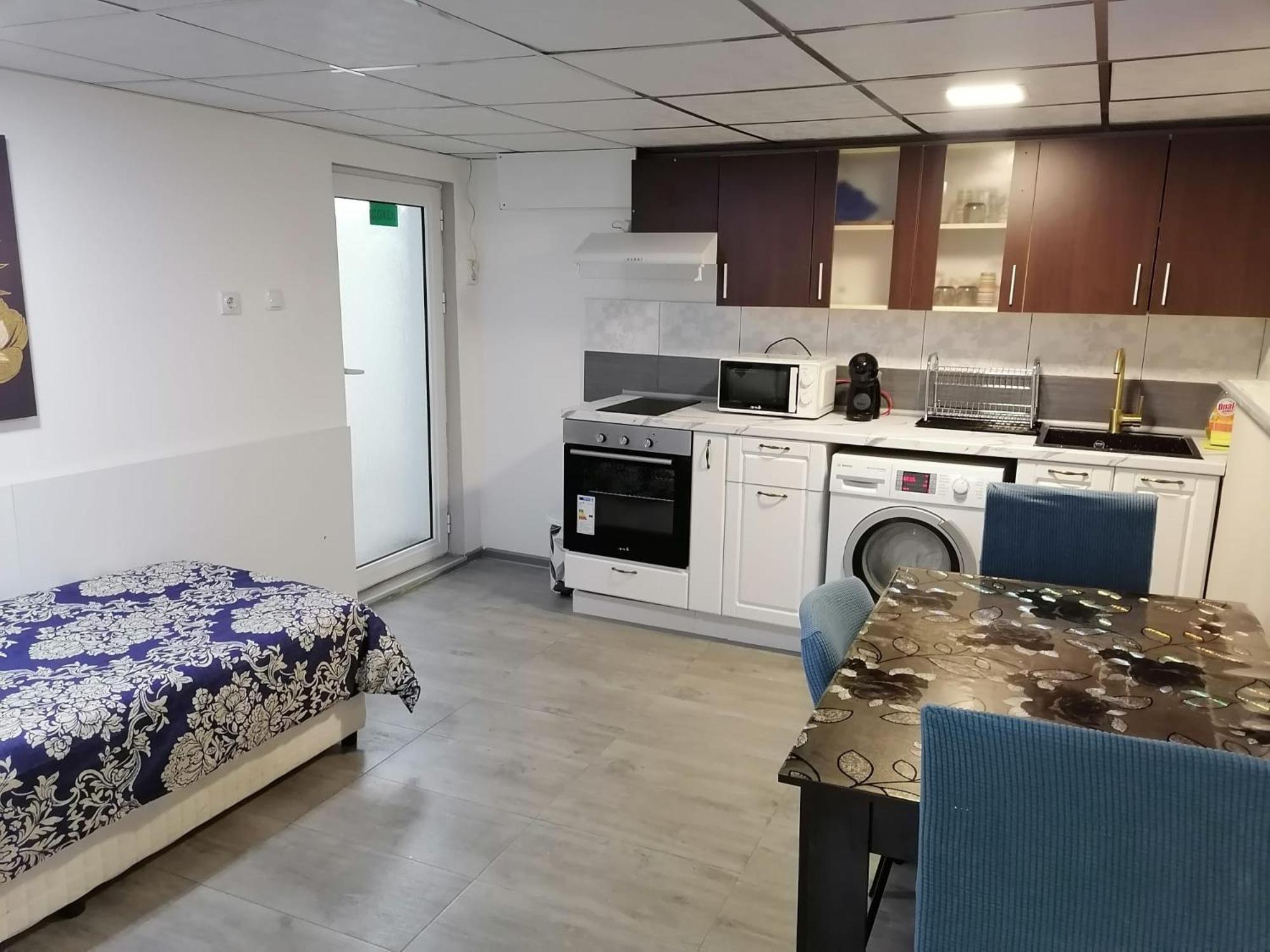 Апартамемт 3 Места С Кухня С Дворче Apartment Враца Екстериор снимка